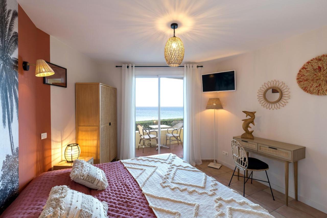 "Cap Riviera" Hotel & Restaurant Saint Aygulf Εξωτερικό φωτογραφία